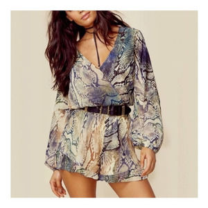 Show Me Your MuMu Rioconda Snakeskin Print Rocky‎ Romper sz XS